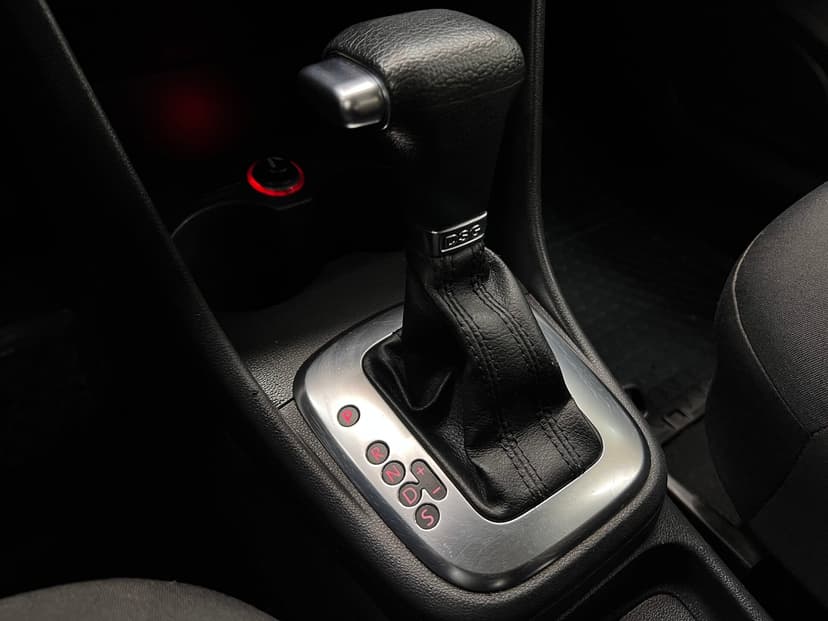 volkswagen-polo-2010-963-14