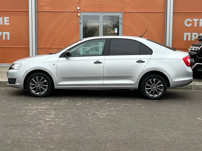 skoda-rapid-2017-873-7