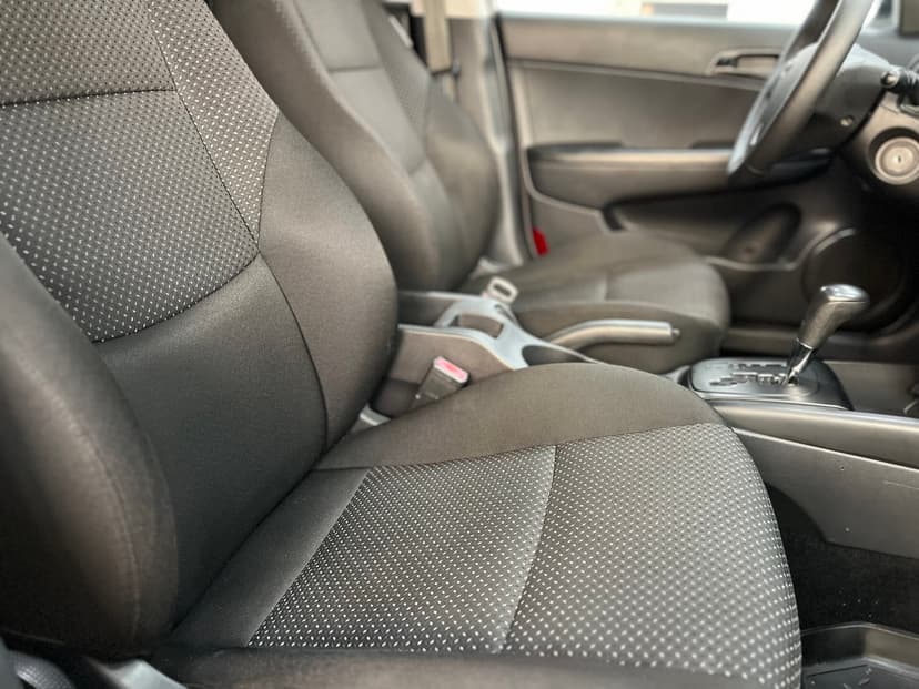 hyundai-i30-2010-859-18