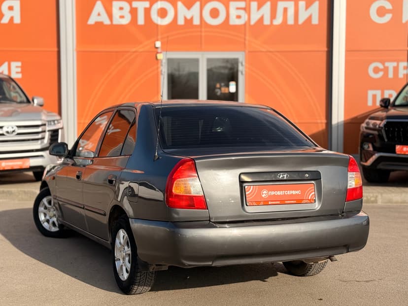 hyundai-accent-2005-686-5