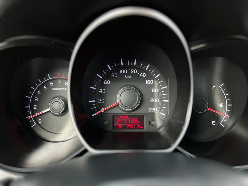 kia-rio-2015-1400-11