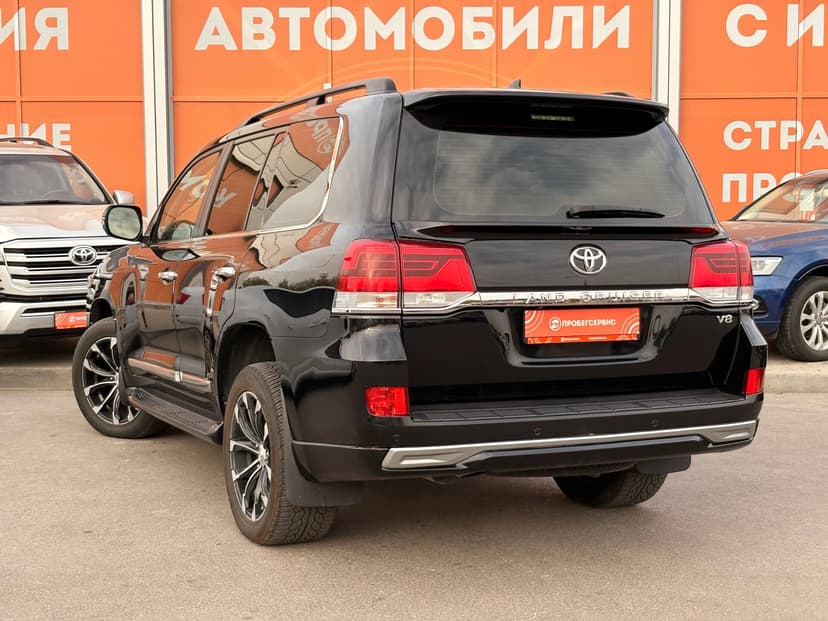 toyota-land cruiser-2015-6-6