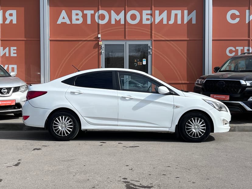 hyundai-solaris-2016-1350-3