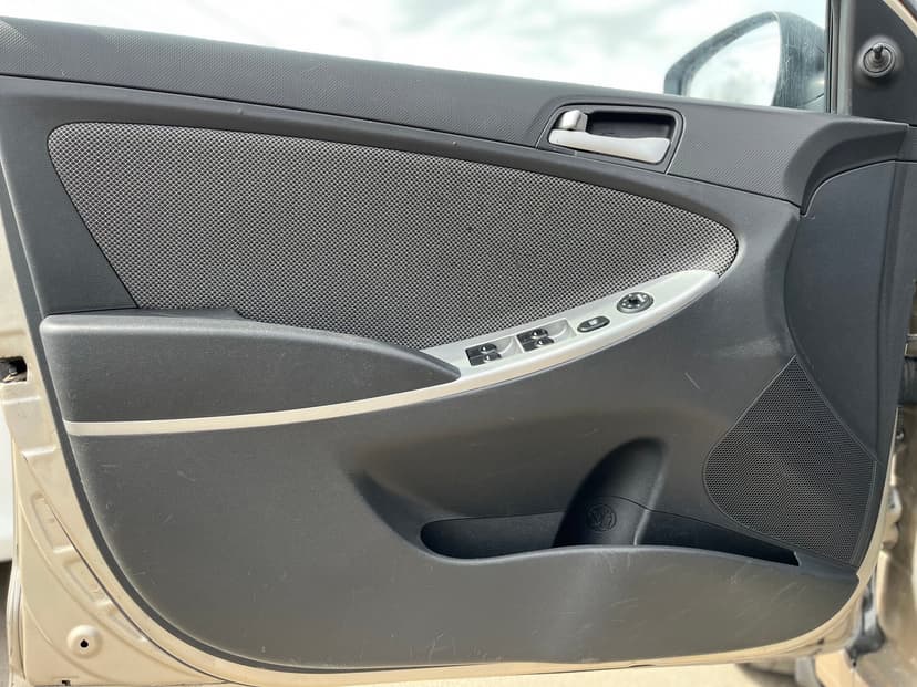 Hyundai Solaris с пробегом, 2013 год, Волгоград, 1.6 бензин, Автомат - вид 21