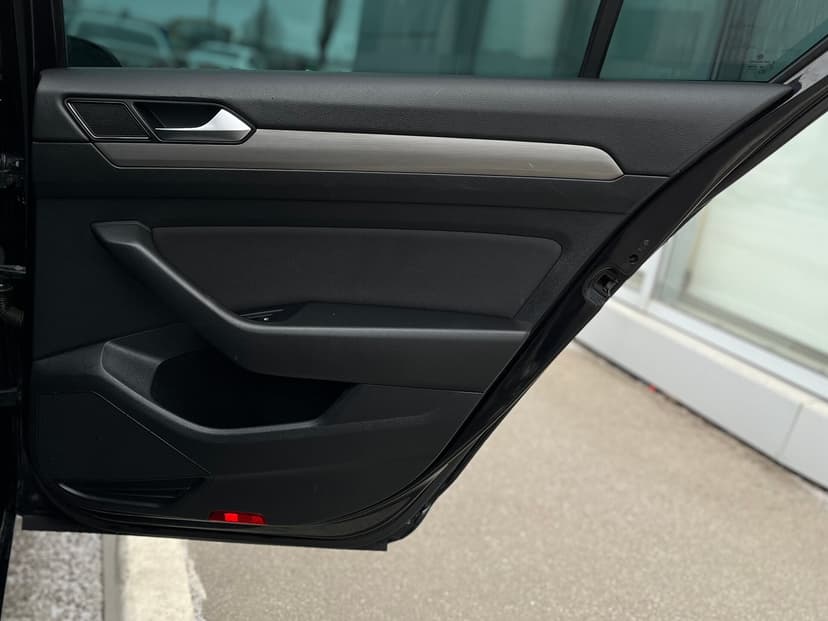 volkswagen-passat-2016-805-28