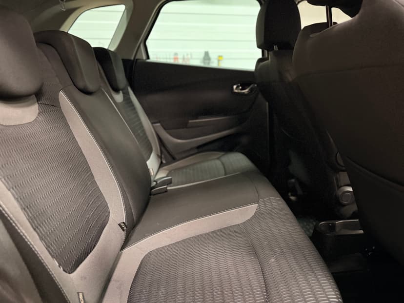 renault-kaptur-2017-842-26