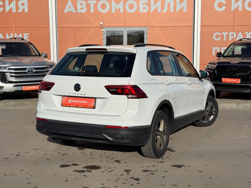 volkswagen-tiguan-2021-623-4