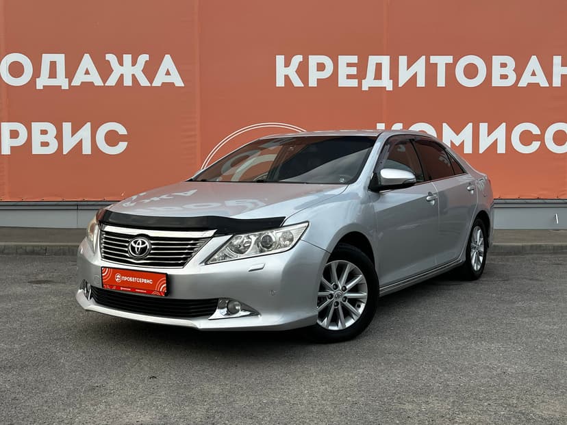 toyota-camry-2012-626-0