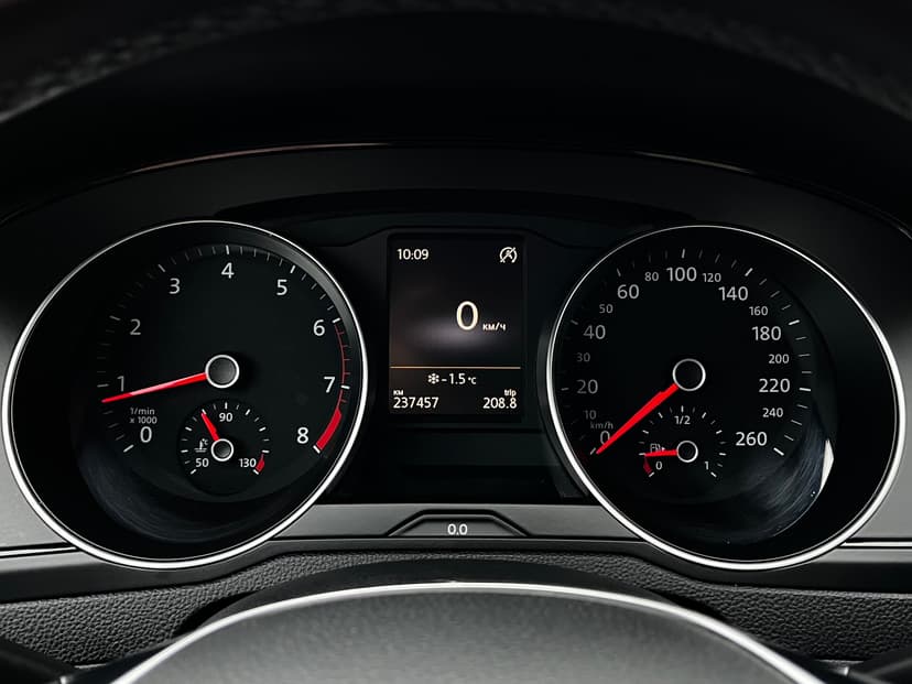 volkswagen-passat-2016-805-31