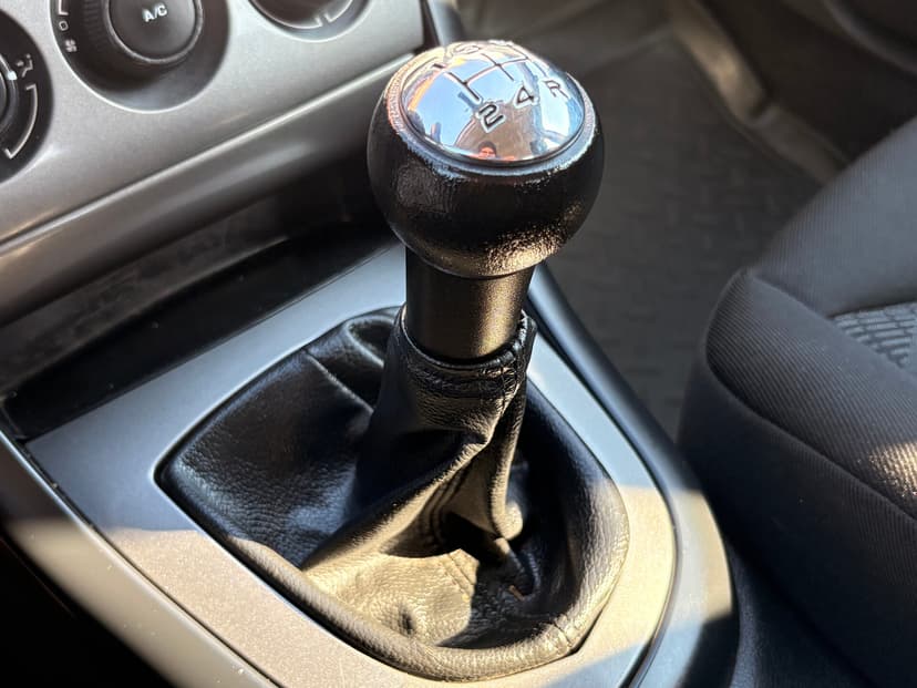 peugeot-308-2011-493-16