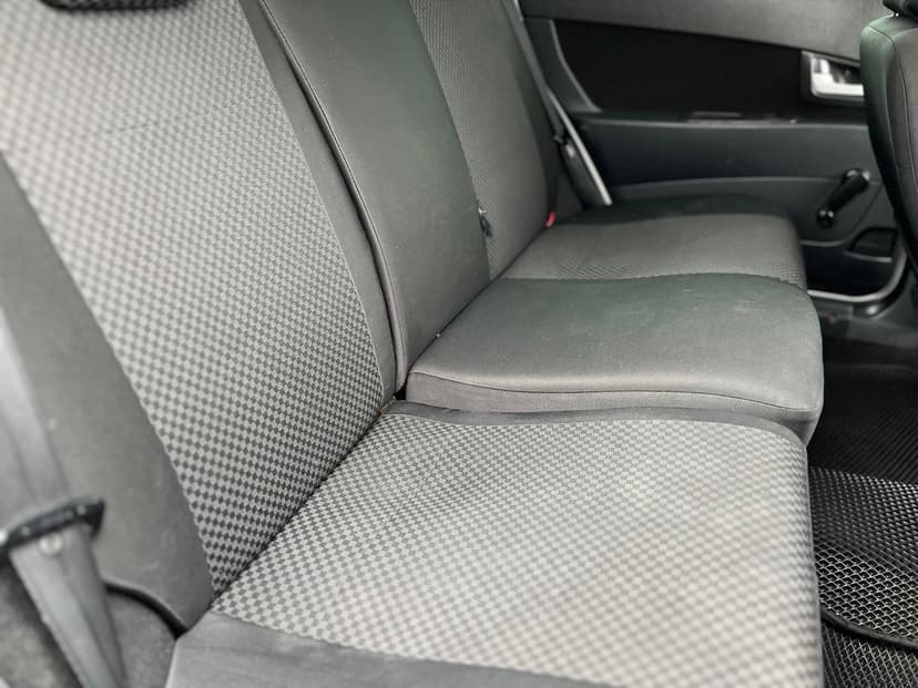 ваз (lada)-priora-2012-1030-23