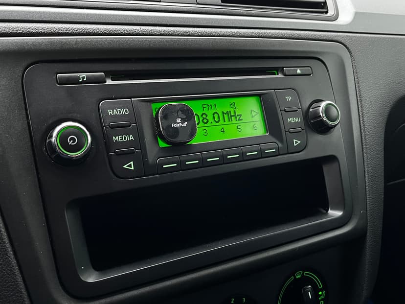 skoda-rapid-2015-824-16