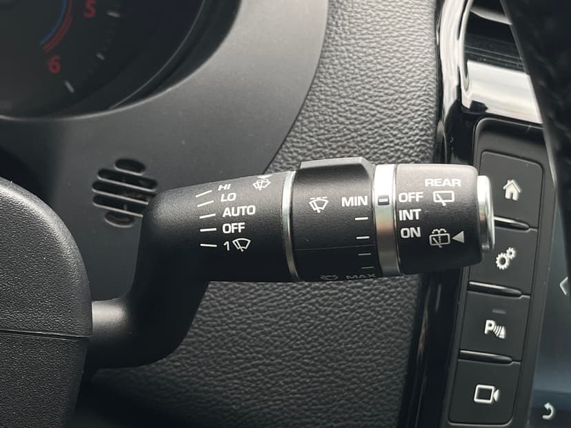 jaguar-f-pace-2016-31-15