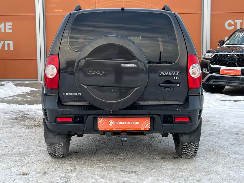 chevrolet-niva-2017-1009-5