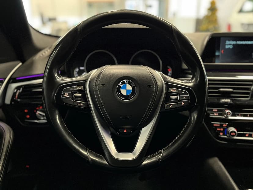 bmw-5 серия-2019-836-12