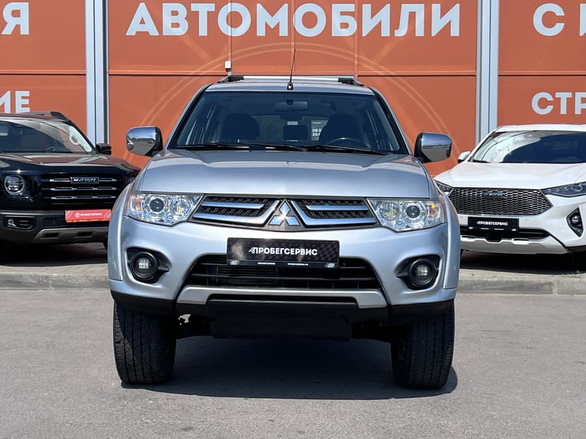 Mitsubishi Pajero Sport с пробегом, 2014 год, Волгоград, 2.5 дизель, Автомат - вид 2