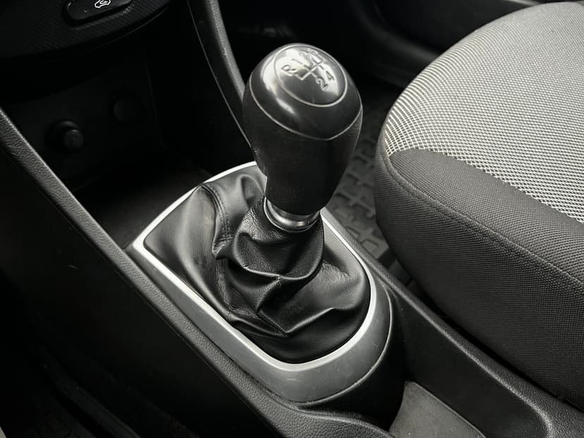 hyundai-solaris-2013-777-12