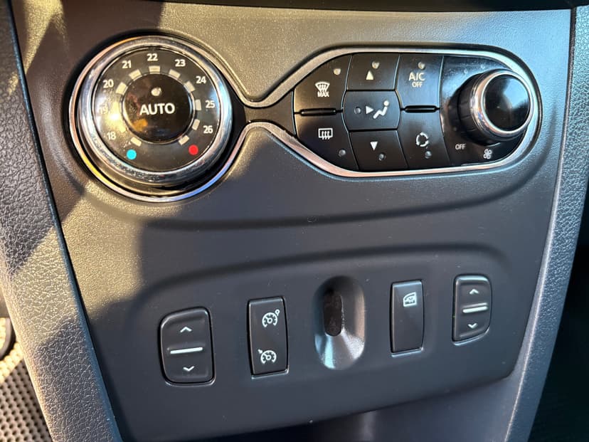 renault-sandero-2016-357-14