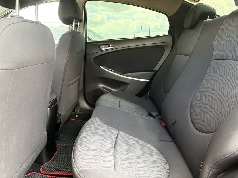 hyundai-solaris-2014-112-24