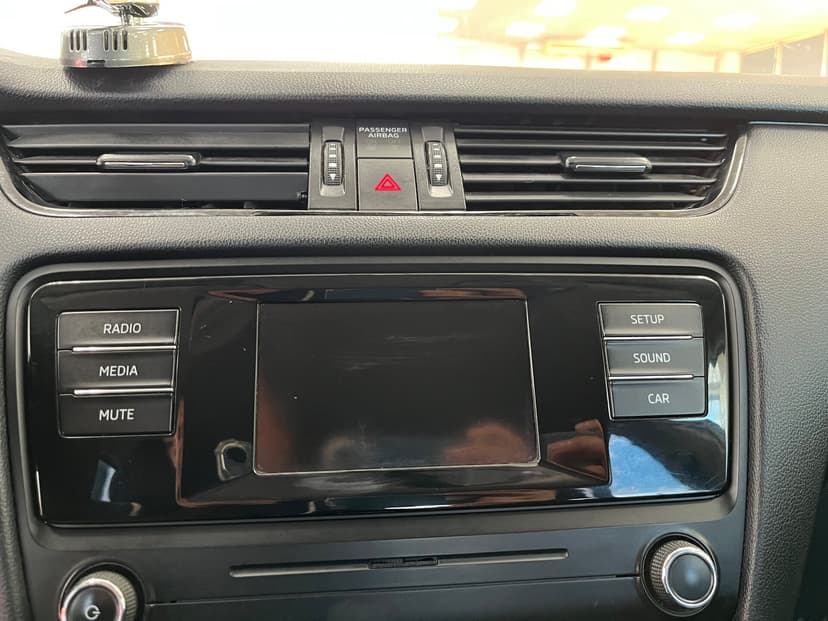 skoda-octavia-2015-375-14