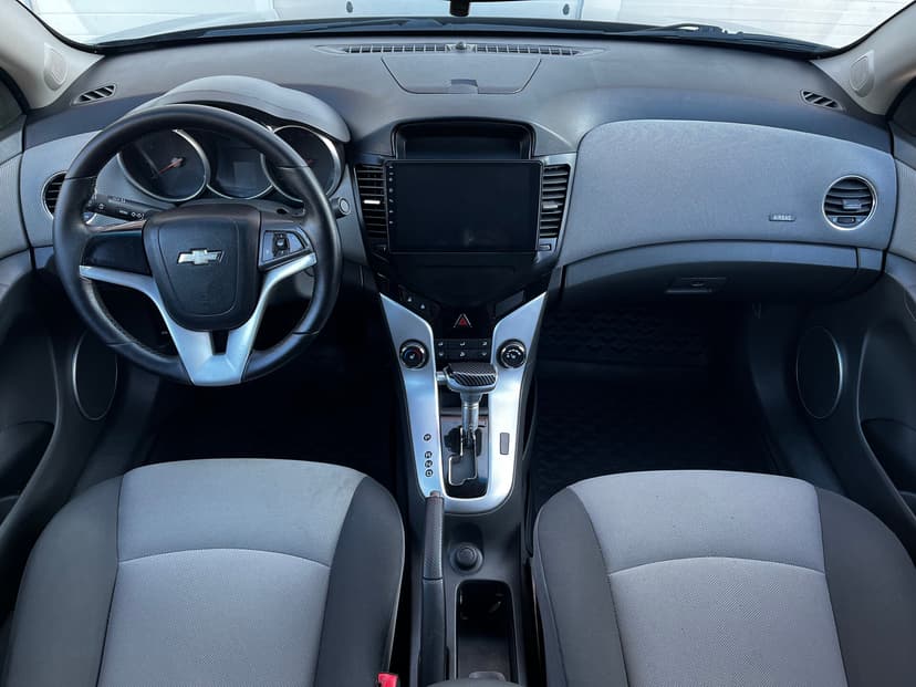 chevrolet-cruze-2010-552-8