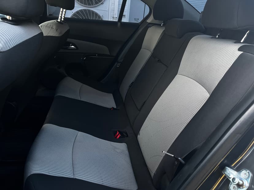 chevrolet-cruze-2013-490-17