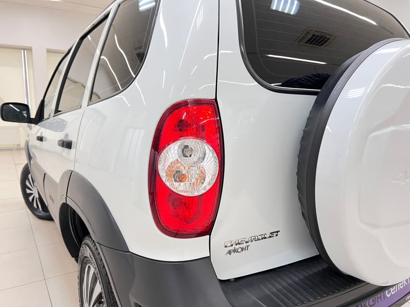 chevrolet-niva-2016-772-9