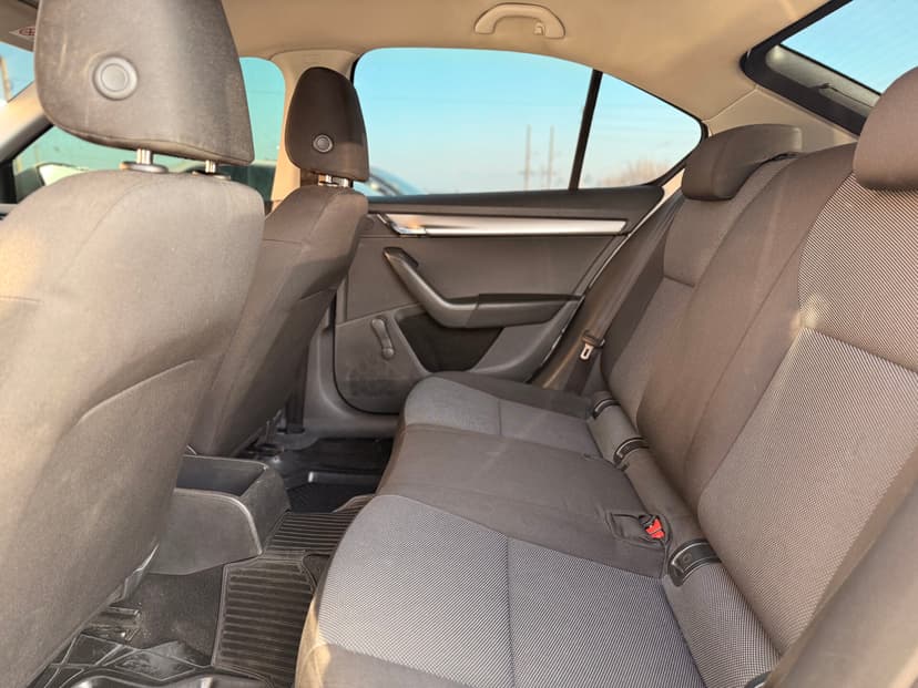 skoda-octavia-2016-691-21