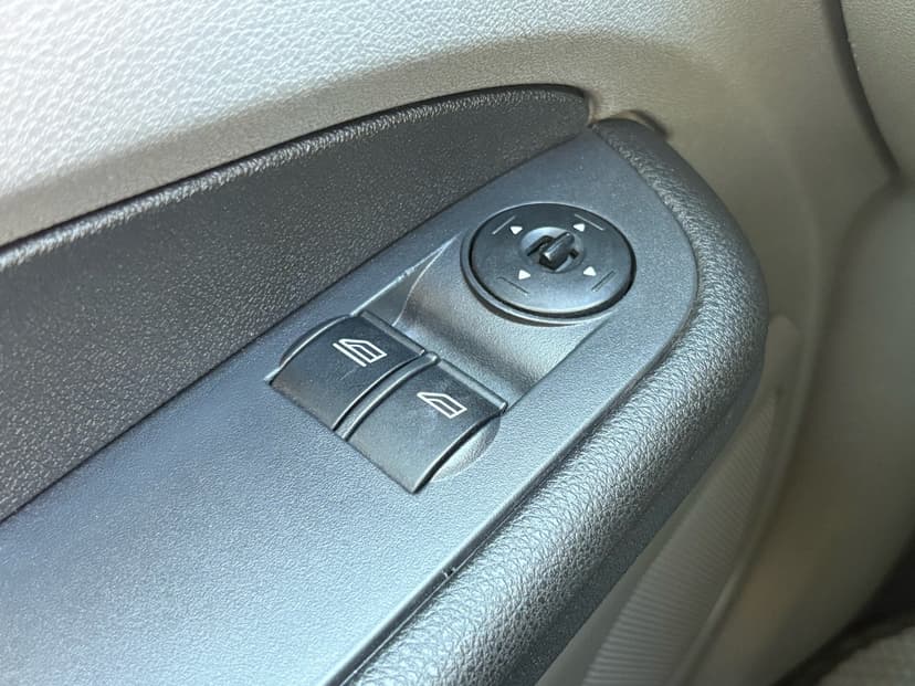 ford-focus-2008-149-16