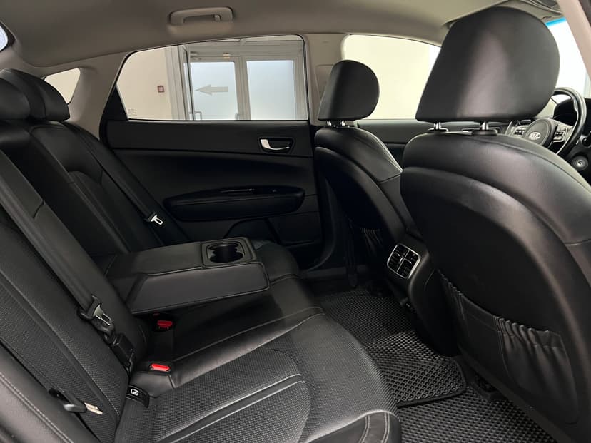 kia-optima-2018-703-37