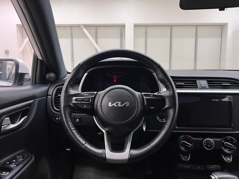 kia-rio-2022-299-14