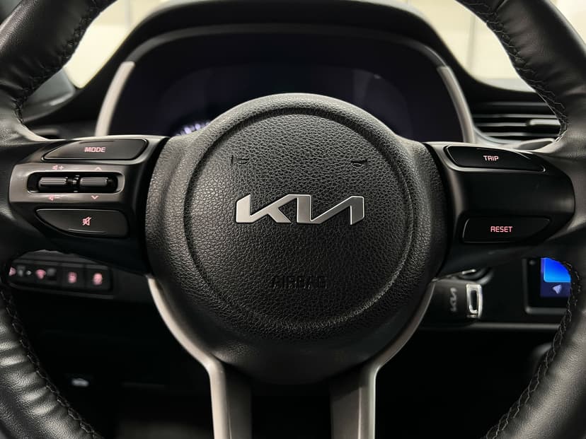 kia-rio-2022-299-15