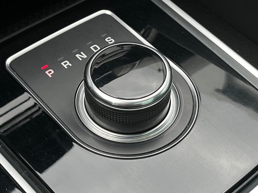 jaguar-f-pace-2016-31-11