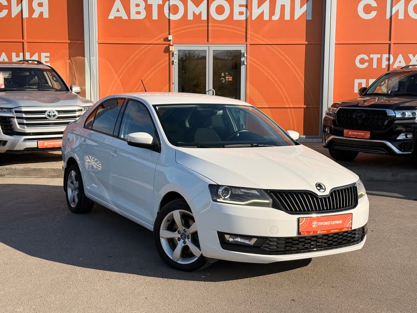 skoda-rapid-2017-522-2