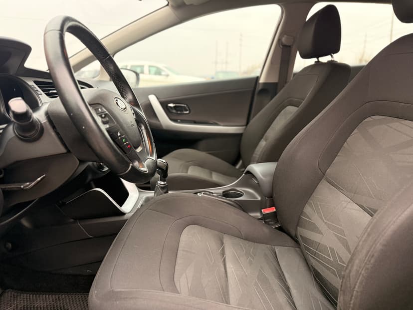 kia-ceed-2015-760-19