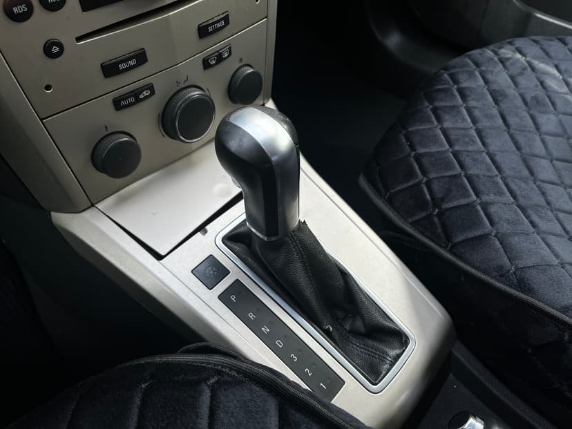 opel-astra-2007-719-13