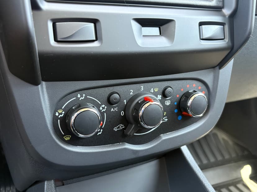 ваз (lada)-largus-2024-159-14