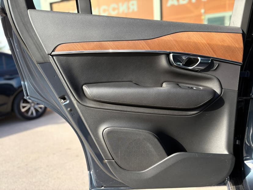 volvo-xc90-2017-273-34