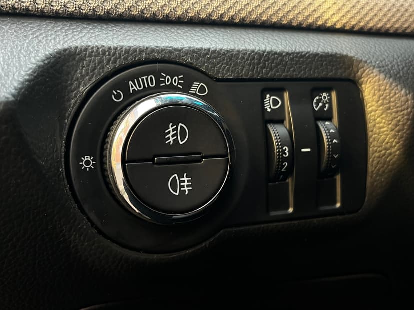 chevrolet-cruze-2011-435-18