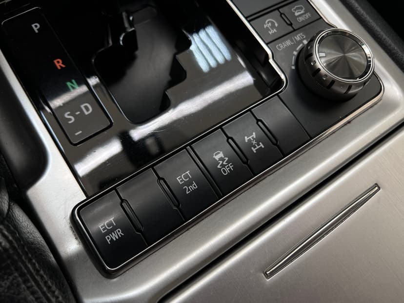 toyota-land cruiser-2015-6-21