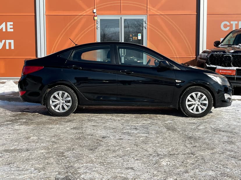 hyundai-solaris-2014-1019-3