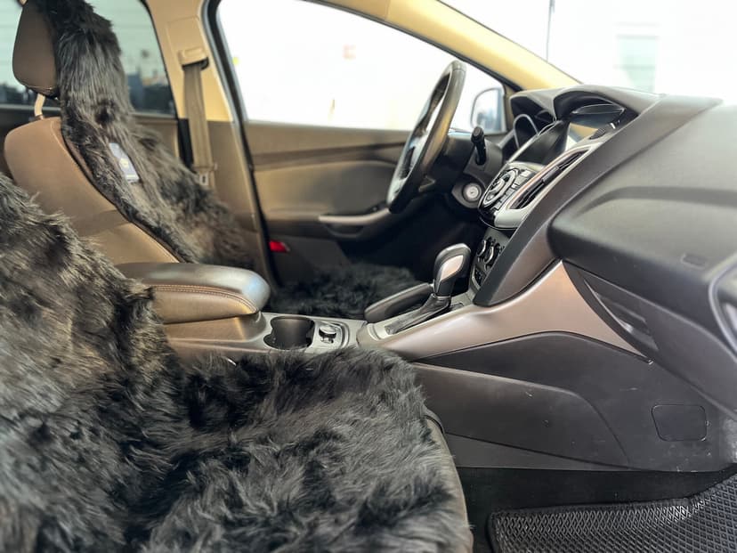 ford-focus-2014-1044-23