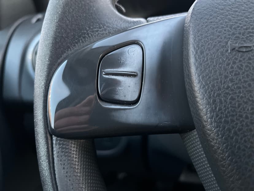 renault-sandero-2016-943-12