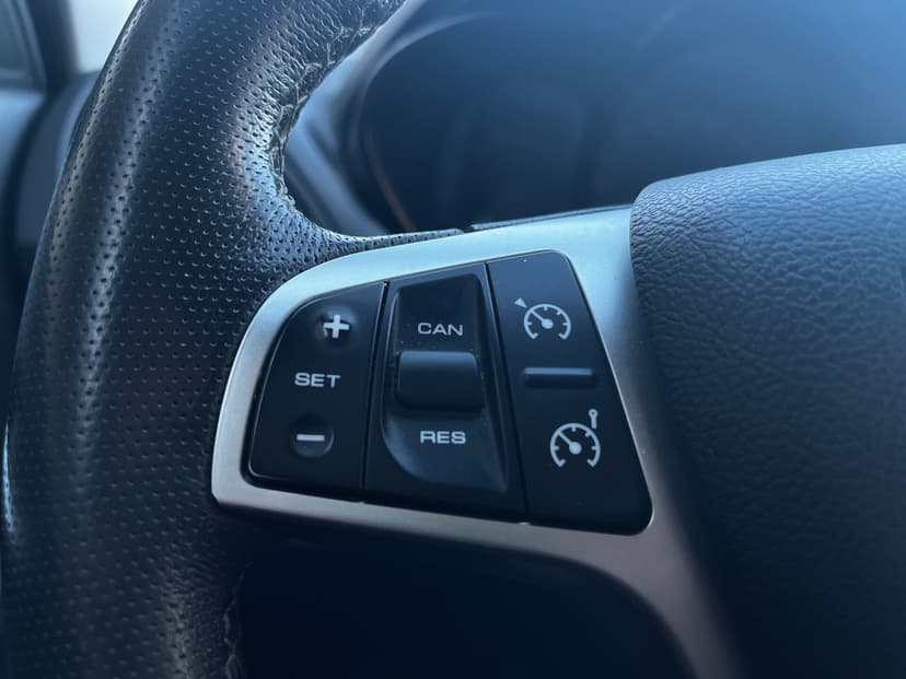 ваз (lada)-vesta-2020-641-13