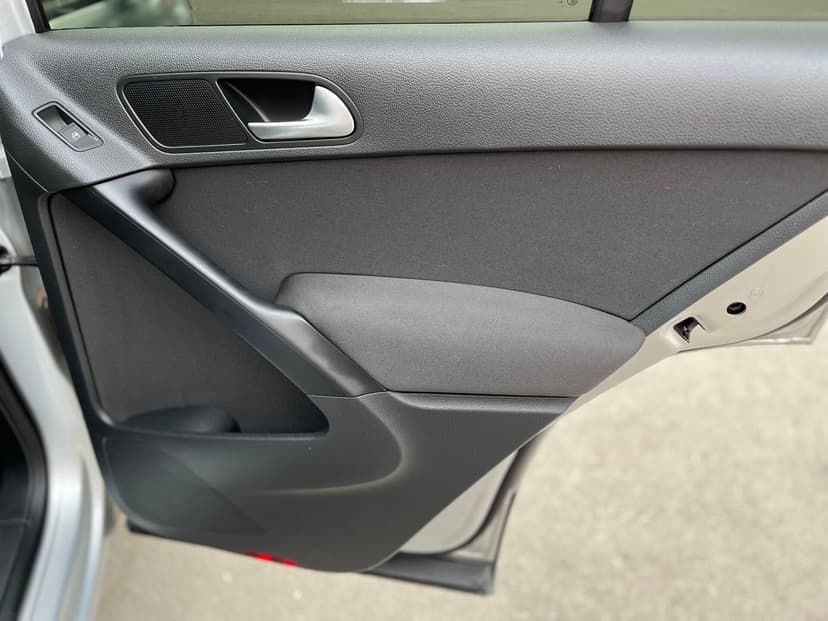 volkswagen-tiguan-2014-347-22