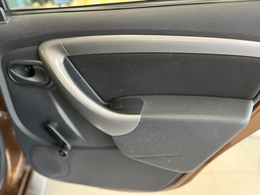 renault-duster-2013-436-19