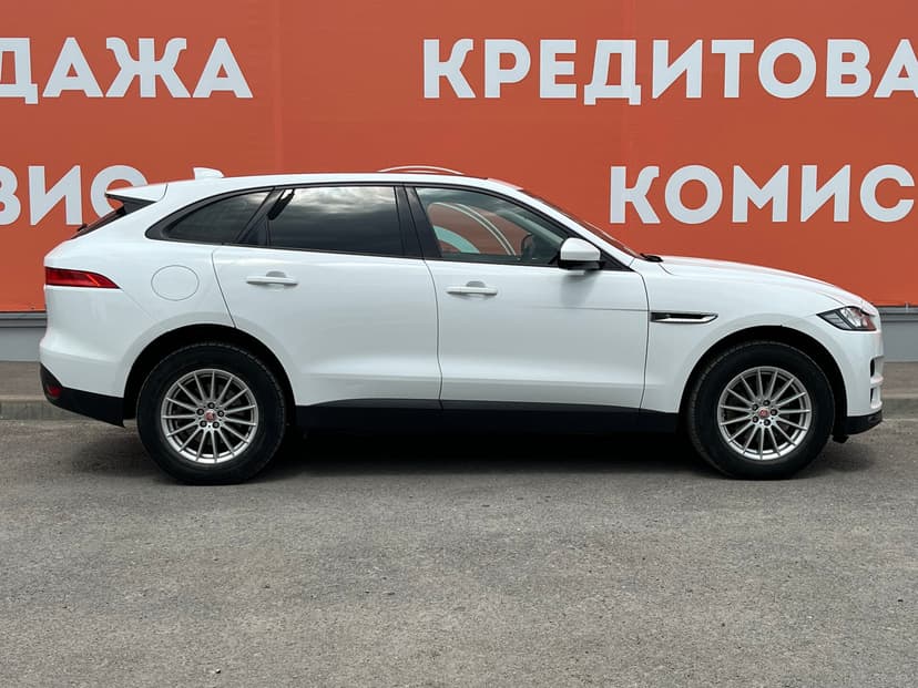 jaguar-f-pace-2016-31-3