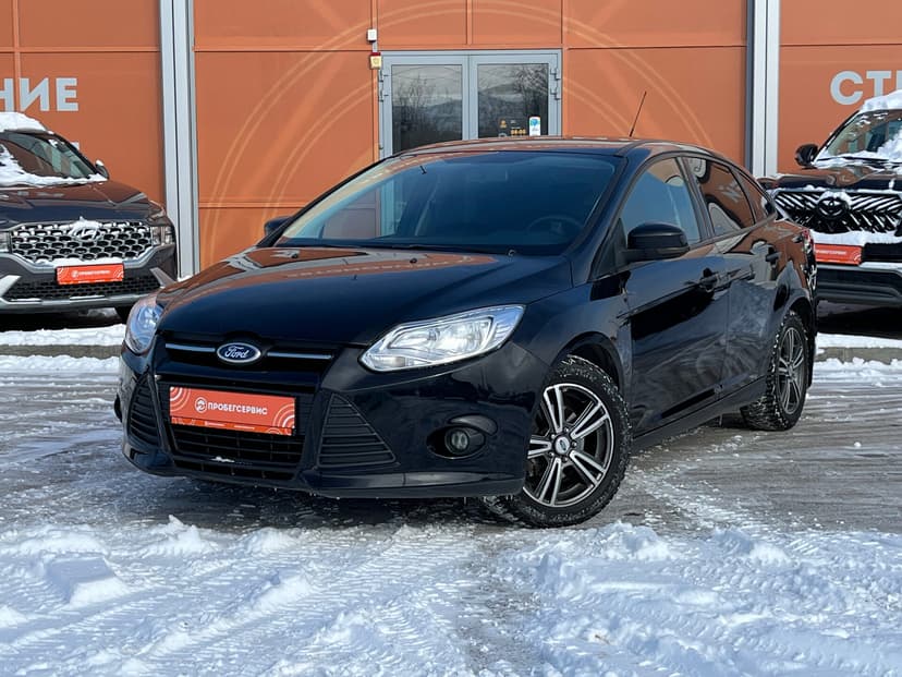 ford-focus-2014-1044-0
