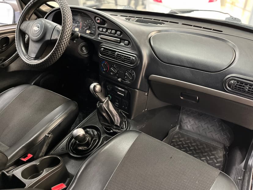 chevrolet-niva-2010-857-19