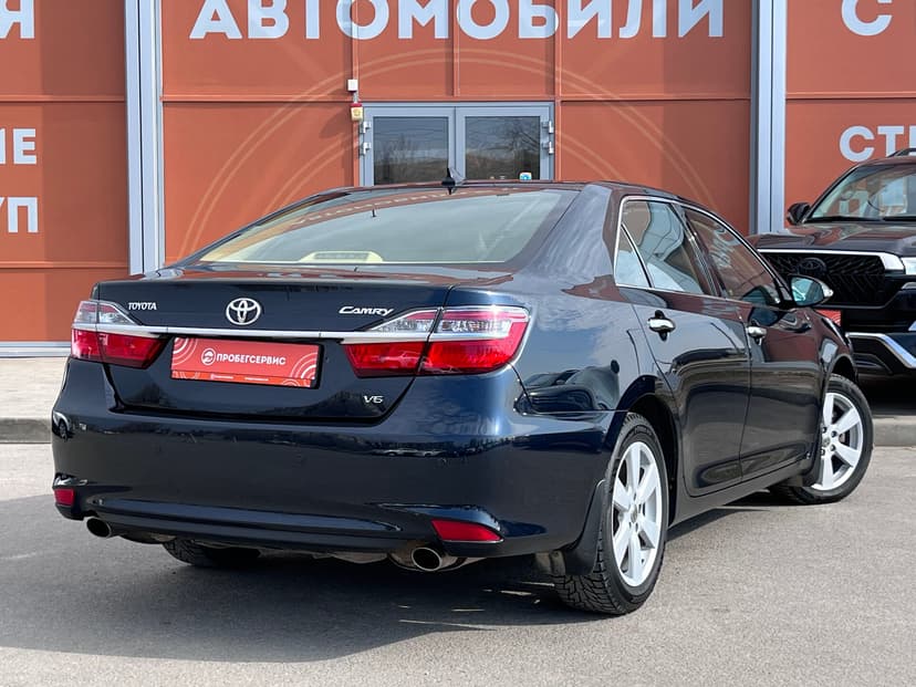 toyota-camry-2015-1332-4